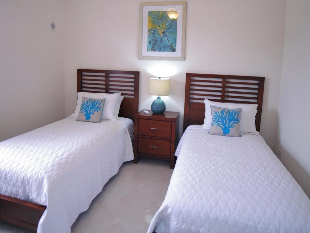 Lantana Barbados Condos Saint James Exterior foto