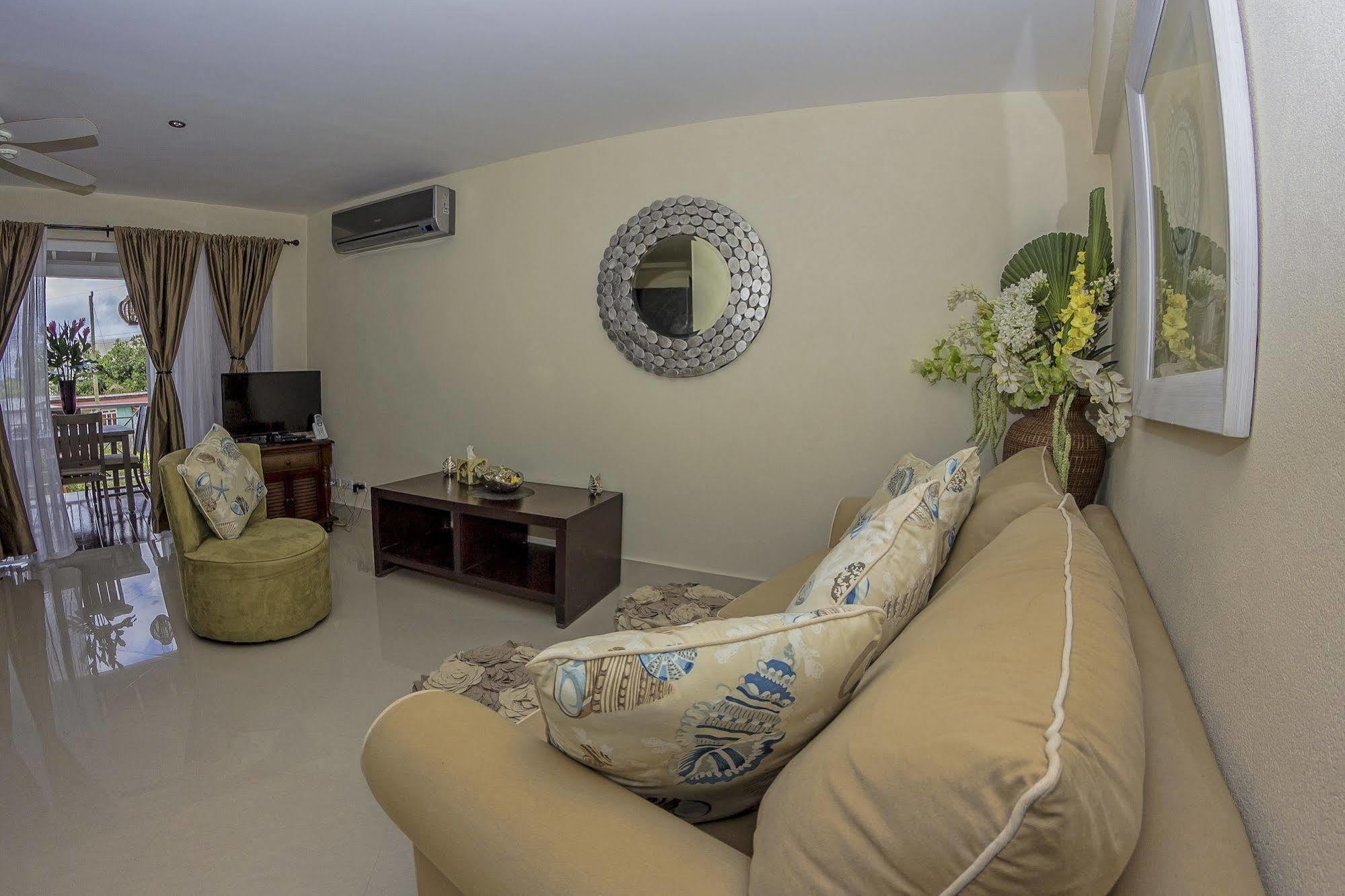 Lantana Barbados Condos Saint James Exterior foto